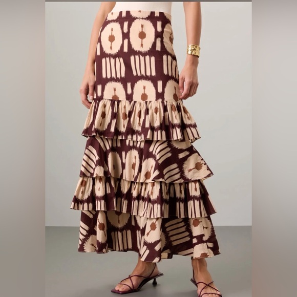 Elegant Brown and Cream Maxi Skirt